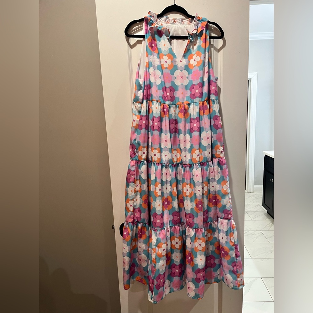 Casual Pink and Orange Tiered Sundress with V-Neck